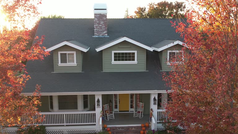 Best Roof Maintenance and Cleaning  in Oak Creek, WI